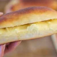 Buttercream-Bread-hold-480x270